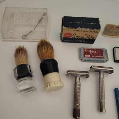 Vintage shaving toiletries