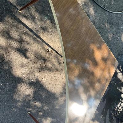 MCM Corner Table