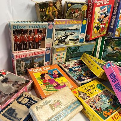 Vintage Puzzles Lot