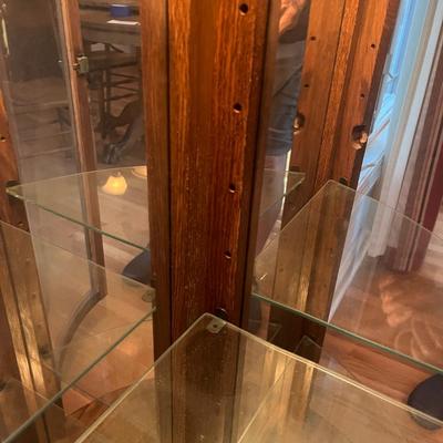 Lighted Curio Cabinet (DR-MG)