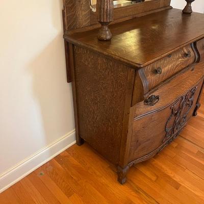Antique Oak Sideboard with Beveled Glass Mirror (DR-MG)