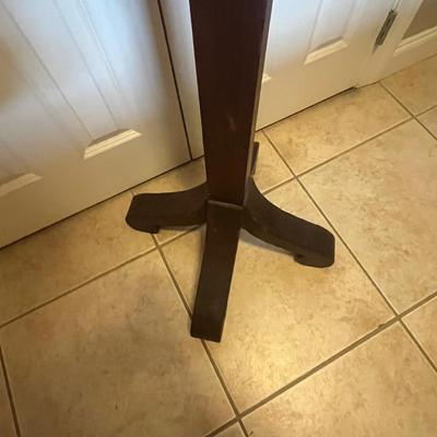 Wooden Coat Rack (E-MG)