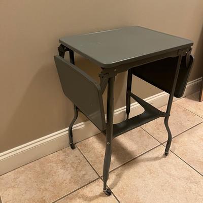 Metal Typewriter Stand (P-MG)