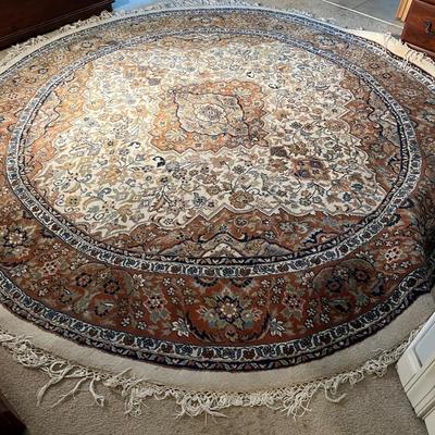 Tan & Brown Circular Area Rug 8’ 10”D (P-MG)