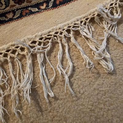Tan & Brown Circular Area Rug 8’ 10”D (P-MG)