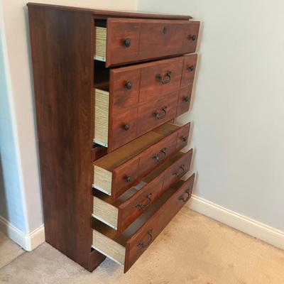 Ashley Furniture Five Drawer Chest of Drawers (P-MG)