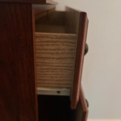 Ashley Furniture Five Drawer Chest of Drawers (P-MG)