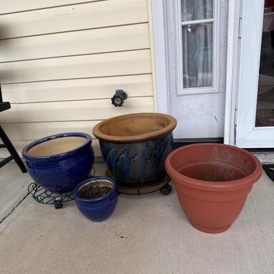 Sale Photo Thumbnail #1425: Comes with four parts one is not glazed terra-cotta
Measurements:
Biggest pot is 15 inches in diameter, 10 1/2 inches height
Large blue glazed pot is 12 inches diameter, 9 inches in height
Small blue glazed pot is 7 inches diameter, 5 1/2 inches height.