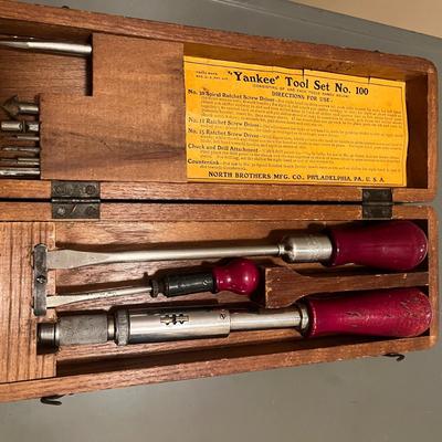 North Brothers Yankee Tool Set #100 & Yankee Automatic Drill # 41Y(P-MG)