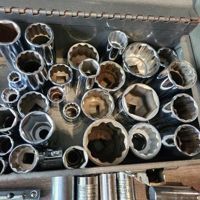 Craftsman Metal Tool box Loaded with Sockets Craftsman, Stanley, Bahco, Blackhawk, Kobalt, Proto and others