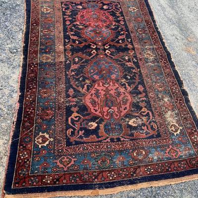 77” x 49” Estate Rug