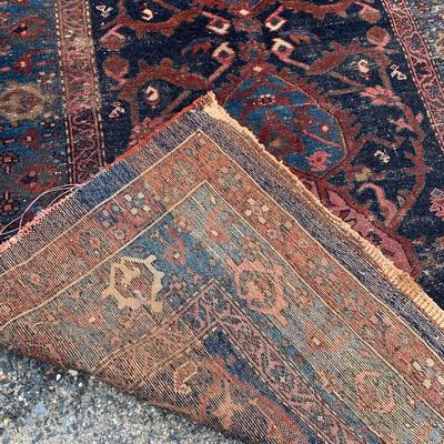 77” x 49” Estate Rug