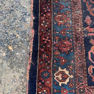 77” x 49” Estate Rug
