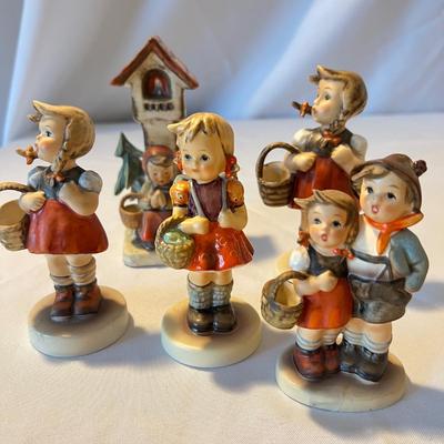 18 Hummel Figurines - ‘Worship’, ‘Chick Girl’ & More (LR-RG)