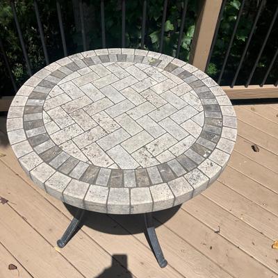 Round Tile Top Table (D-MG)