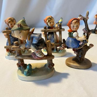 20 Hummel Figurines - ‘Goose Girl’, ‘Wayside Harmony’ & More (LR-RG)