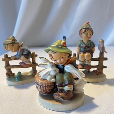 20 Hummel Figurines - ‘Goose Girl’, ‘Wayside Harmony’ & More (LR-RG)