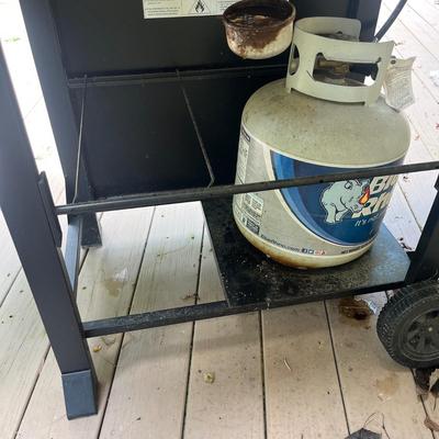 Char Broil Propane Grill (D-MG)