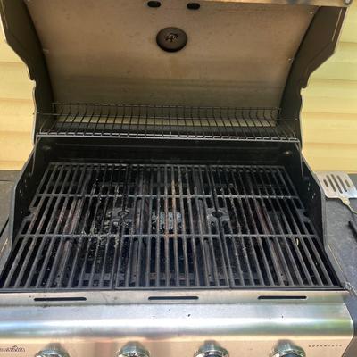 Char Broil Propane Grill (D-MG)