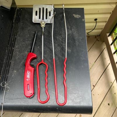 Char Broil Propane Grill (D-MG)