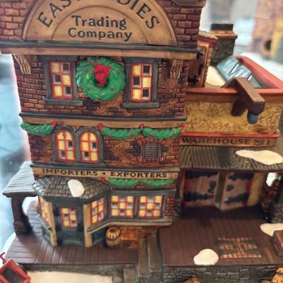 Dept 56 Dickens village pcs