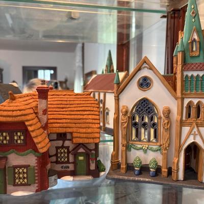 Dept 56 village pcs