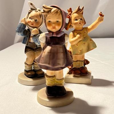 Hummel ‘Which Hand’ & More Figurines (LR-RG)