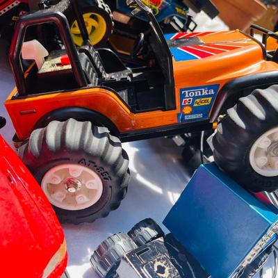 R/C Cars Lot