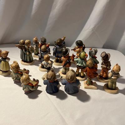 ‘Little Drummer’ & More Music Themed Hummel Figurines (LR-RG)