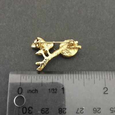 Darling vintage, 1928 bird nest brooch