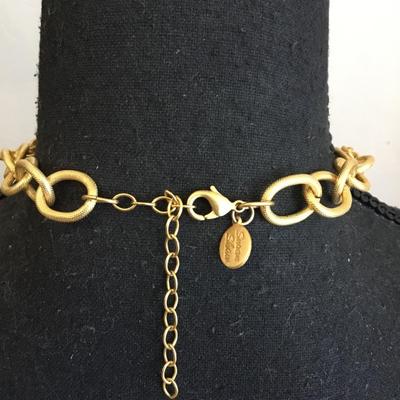 Beautiful vintage, Susan Shaw wear it well made in the USA gorgeous statement necklace