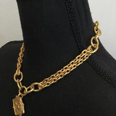 Beautiful vintage, Susan Shaw wear it well made in the USA gorgeous statement necklace