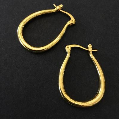 Beautiful, gold toned, very nice earrings very elegant