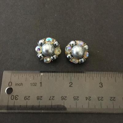Vintage crystal clip on earrings