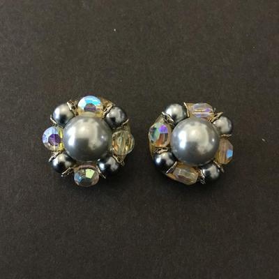 Vintage crystal clip on earrings