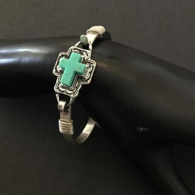 Cute bracelet faux stone