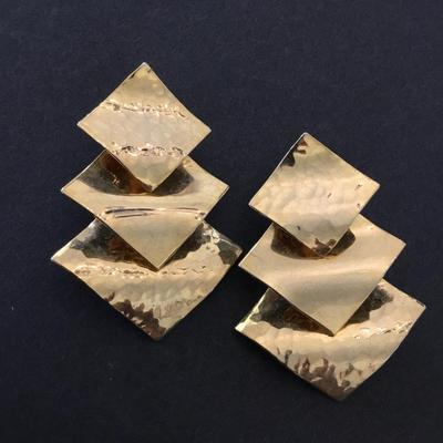 Beautiful vintage hammered gold, toned statement earrings very nice very beautiful