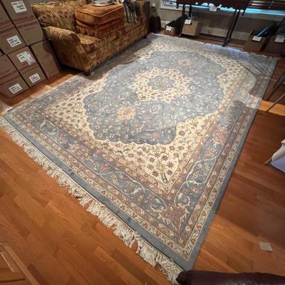 Large Blue Floral Rug - 9ft x 12ft (LR-RG)