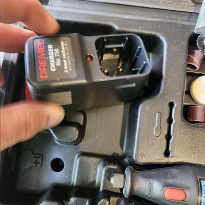 Dremel MultiPro Cordless 2 Speed Model 770 with Dremel Accessories Tested Batteries & Charger