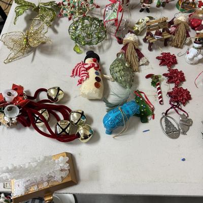 Christmas Ornaments Galore! (G-BM)