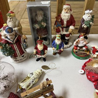 Christmas Ornaments Galore! (G-BM)