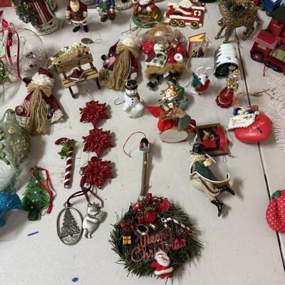 Christmas Ornaments Galore! (G-BM)