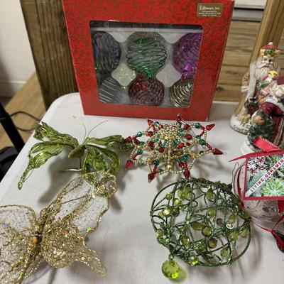 Christmas Ornaments Galore! (G-BM)