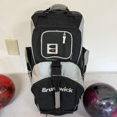 Brunswick Bowling Bag and Three Bowling Balls (G-BM)