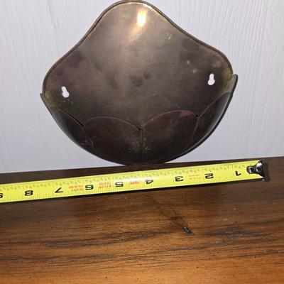 Wall sconce