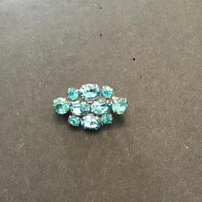 Vintage SilverTone, baby blue rhinestone lapel pin