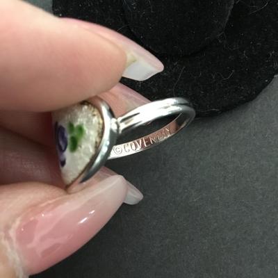 Beautiful vintage Sarah Coventry Guilloche enamel adjustable ring
