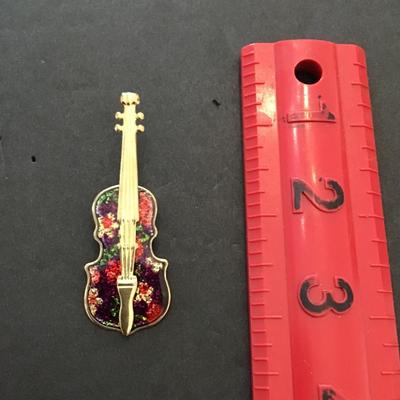 Vintage, gold tone , violin, lapel pin with enamel