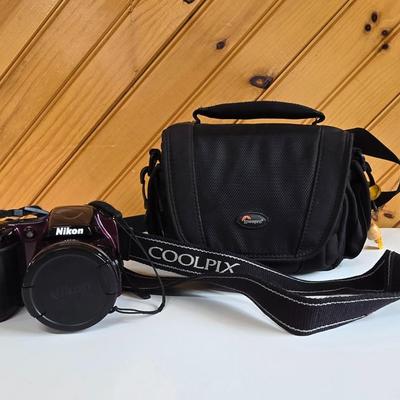LOT 57F: Nixon Coolpix L820 Digital Camera with Bag