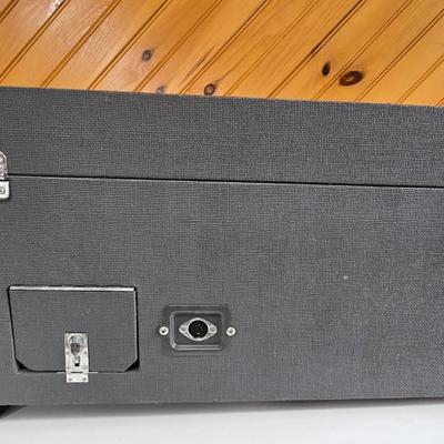 LOT 58P: Akai M-8 Reel to Reel Tape Recorder